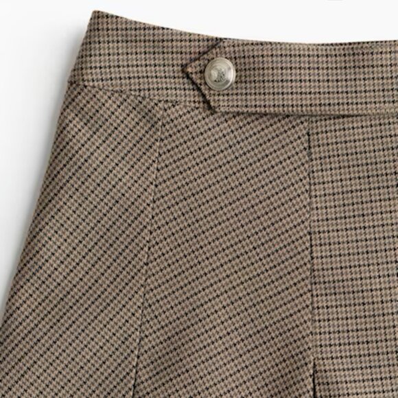 H&M Brown & Beige Houndstooth Pleated Mini Skirt - Medium - Picture 2 of 11
